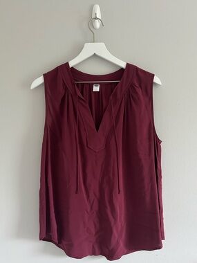 Old Navy Burgundy Tank Top Blouse Size L